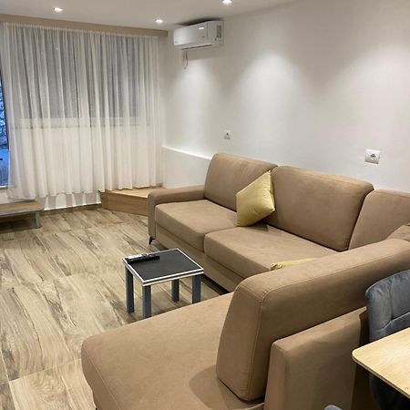 Apartaments Rraku Sarandë Exteriér fotografie