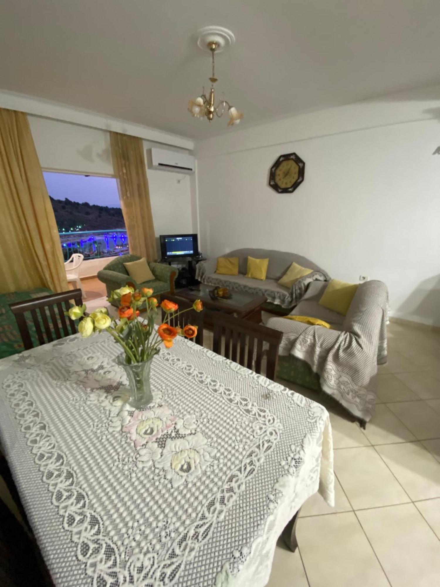 Apartaments Rraku Sarandë Exteriér fotografie