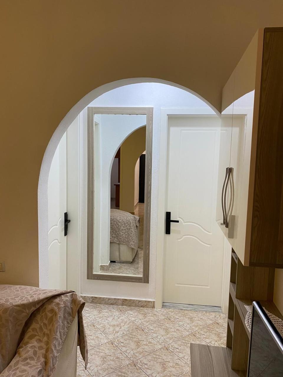 Apartaments Rraku Sarandë Exteriér fotografie